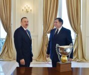 National Greco-Roman wrestling team meets Azerbaijani president after winning World Cup (PHOTO)