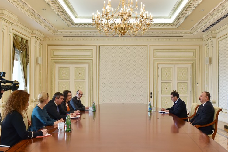 Ilham Aliyev receives delegation led by EU special rep for human rights