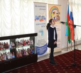 Школьники и учителя поменялись местами на семинаре в Баку (ФОТО)