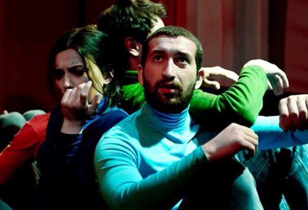 В театре YUĞ представлен спектакль "Yad.Daş." - памяти жертв Ходжалинского геноцида  (ФОТО)
