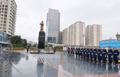 Президент Азербайджана принял участие в церемонии поминовения памяти жертв Ходжалинской трагедии (ФОТО)