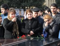 Azerbaijani public commemorates Khojaly genocide victims (PHOTO)