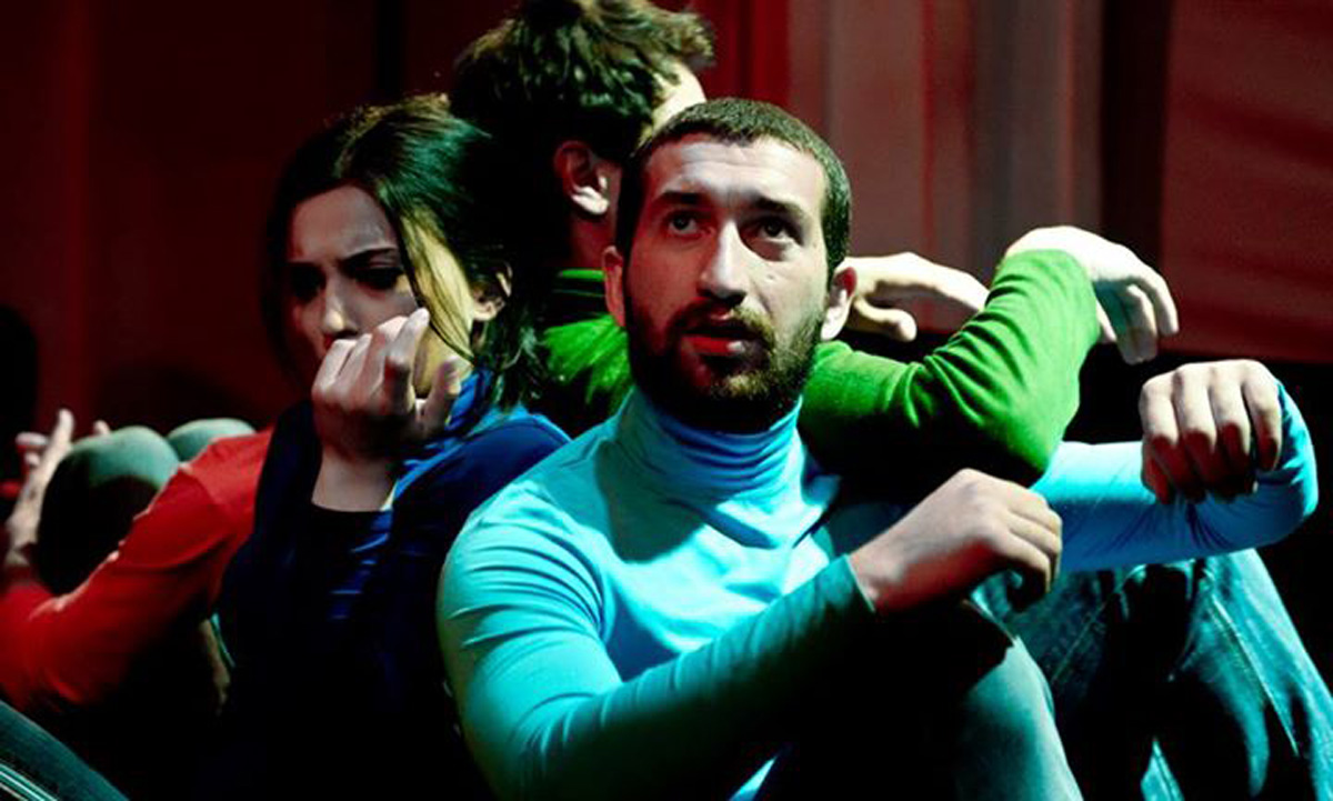 В театре YUĞ представлен спектакль "Yad.Daş." - памяти жертв Ходжалинского геноцида  (ФОТО)