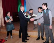 В Баку прошел интеллектуальный турнир среди школьников "Parlaq Zəka" (ФОТО)