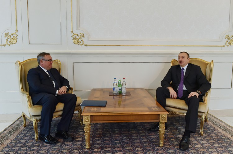 Президент Азербайджана принял главу Банка “ВТБ”