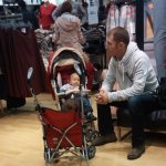 Что делают мужчины, пока женщины ходят по магазинам (ФОТО)