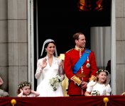 Самые смешные фотобомбы с участием мировых знаменитостей (ФОТО)