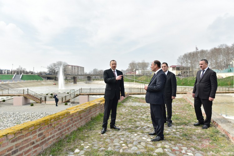 President Ilham Aliyev attends opening of park-boulevard named after Heydar Aliyev in Barda