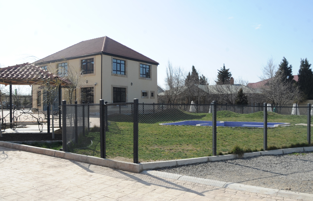 One day in Azerbaijan's Animal Rescue Center in Baku - (PHOTOS)
