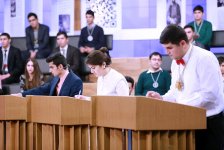 Квазимодо и Эсмеральда в образах азербайджанских знатоков (ФОТО)