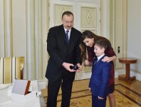 Президент Азербайджана и его супруга отметили вместе с 11-летним школьником его день рождения (ФОТО) (ВИДЕО)