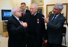 Таир Салахов награжден Офицерским орденом "Почетного легиона" Франции (ФОТО)