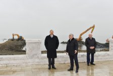 Президент Азербайджана ознакомился с ходом строительных работ на бульваре «Баку – Белый город» (ФОТО)