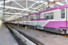 Президент Ильхам Алиев ознакомился с новыми поездами Бакинского метрополитена (ФОТО)