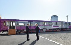 Президент Ильхам Алиев ознакомился с новыми поездами Бакинского метрополитена (ФОТО)