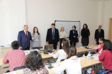 Декан экономического факультета МГУ им. М.В. Ломоносова представил доклад в Бакинском филиале университета (ФОТО)