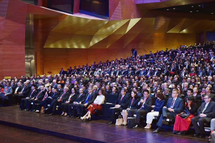 Azerbaijani president, his spouse attending opening of session of ADB Board of Governors meeting in Baku