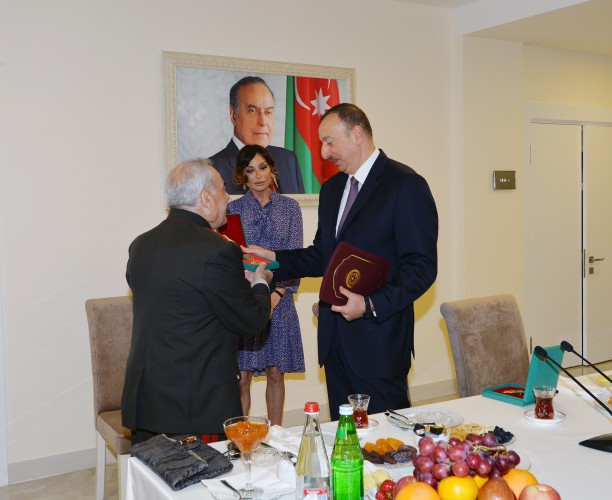 Ilham Aliyev, his spouse inaugurate new office building of Organization of Veterans of War, Labor and Armed Forces