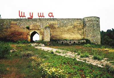 Армяне бегут из Карабаха