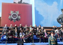 Президент Ильхам Алиев и его супруга приняли участие в праздничных мероприятиях в Москве по случаю 70-летия Победы (ФОТО)