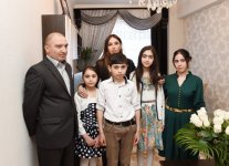 Azerbaijan’s first lady Mehriban Aliyeva attends opening of building for IDP families in Khirdalan (PHOTO)