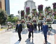 Azerbaijani president, his spouse attend Flower Festival (PHOTO)