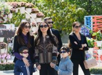 Azerbaijani president, his spouse attend Flower Festival (PHOTO)