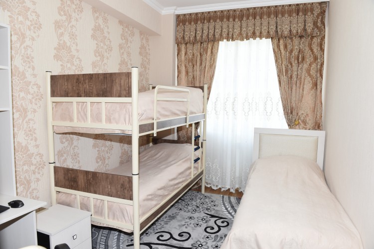 Azerbaijan’s first lady Mehriban Aliyeva attends opening of building for IDP families in Khirdalan (PHOTO)