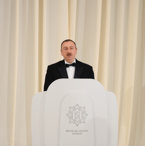 President Ilham Aliyev and his spouse attended a solemn ceremony to mark 92nd birthday anniversary of national leader Heydar Aliyev