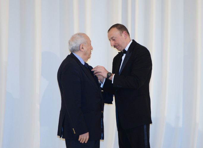 President Ilham Aliyev and his spouse attended a solemn ceremony to mark 92nd birthday anniversary of national leader Heydar Aliyev