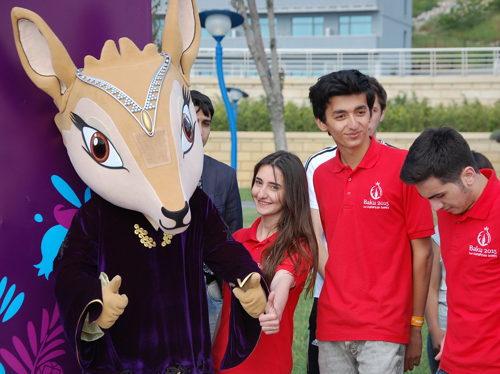 Baku hosts race dedicated to First European Games (PHOTO)