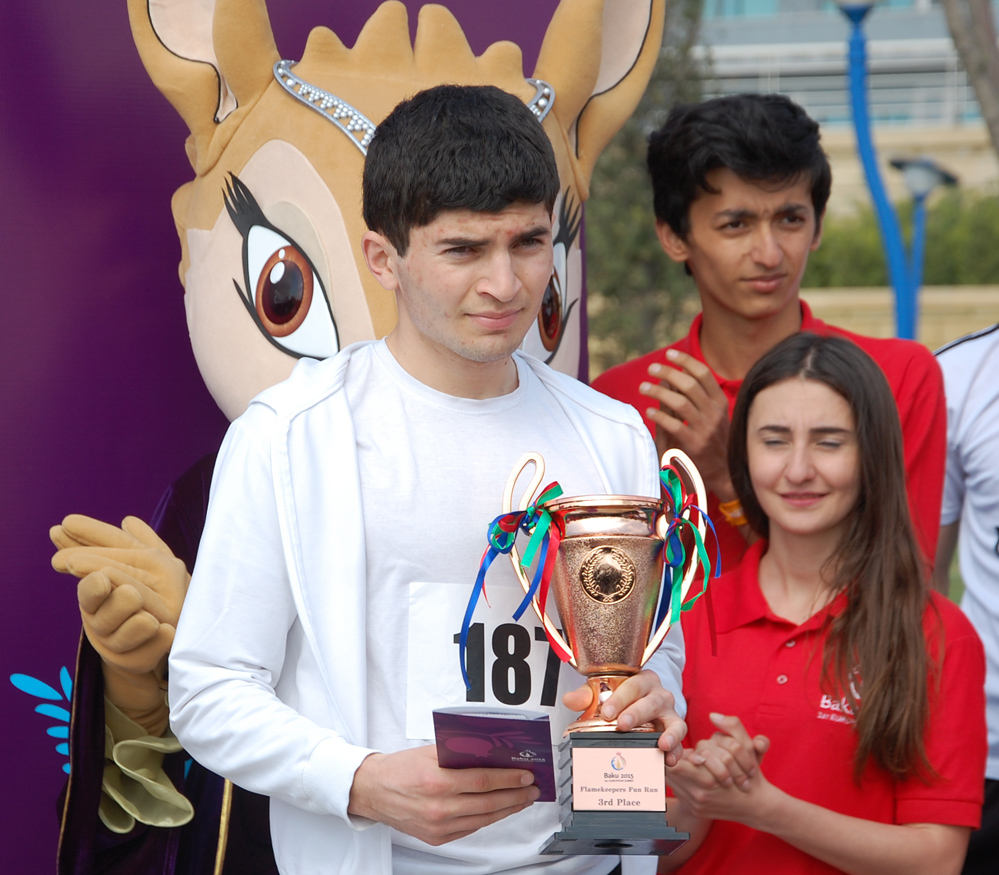 Baku hosts race dedicated to First European Games (PHOTO)