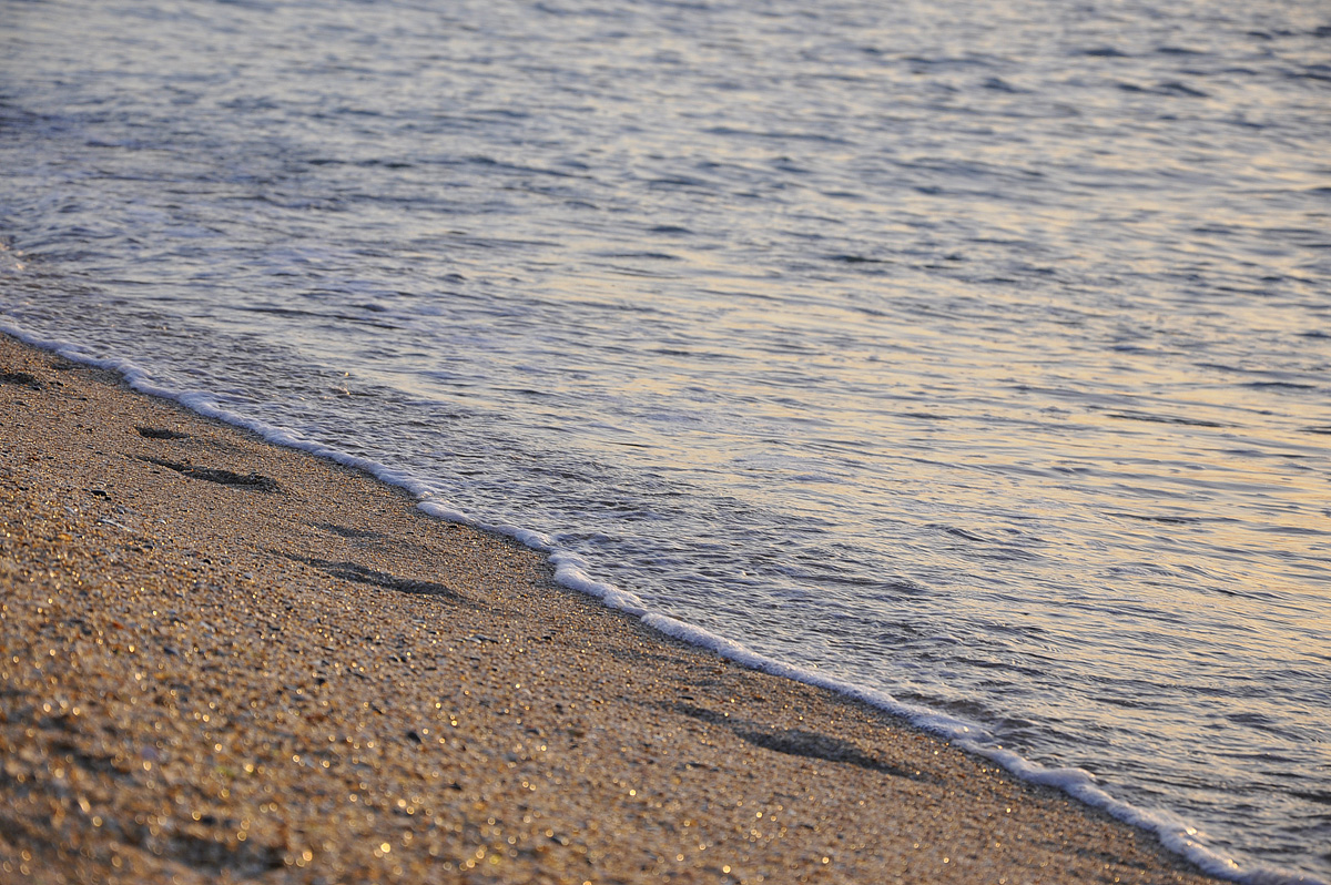 BAKU 2015: Sun, sea, beaches, waves and sunset (PHOTO)