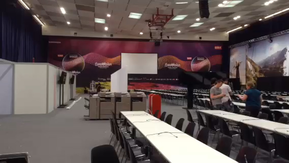 Сцена "Евровидения 2015" в Wiener Stadthalle – одежда ведущих, эко-кухня, пресс-центр (ФОТО)