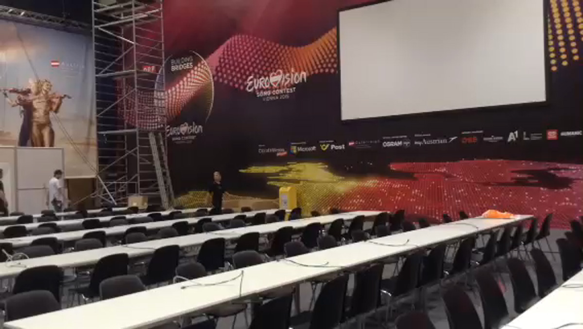 Сцена "Евровидения 2015" в Wiener Stadthalle – одежда ведущих, эко-кухня, пресс-центр (ФОТО)