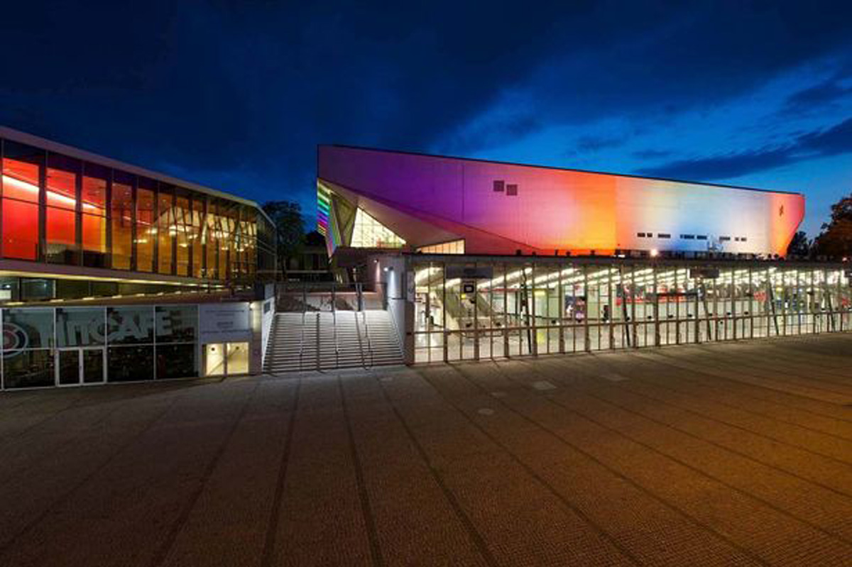 Сцена "Евровидения 2015" в Wiener Stadthalle – одежда ведущих, эко-кухня, пресс-центр (ФОТО)