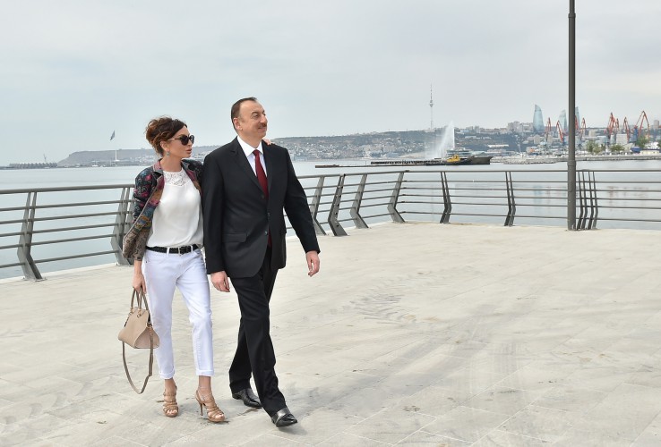 Ilham Aliyev, his spouse review Baku White City boulevard