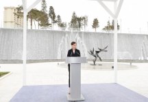 Первая леди Азербайджана приняла участие в церемонии открытия «Дерева мира» в рамках III Всемирного форума по межкультурному диалогу (ФОТО)