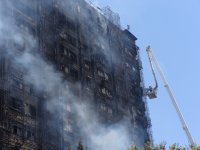 Установлены личности еще четырех погибших при пожаре в Баку (версия 2)