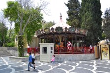 БАКУ-2015: В самом сердце столицы - прогулка по Торговой и Площади фонтанов (ФОТО)