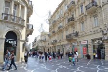 Heart of Baku: walking along Torgovaya street, Fountain Square (PHOTO)