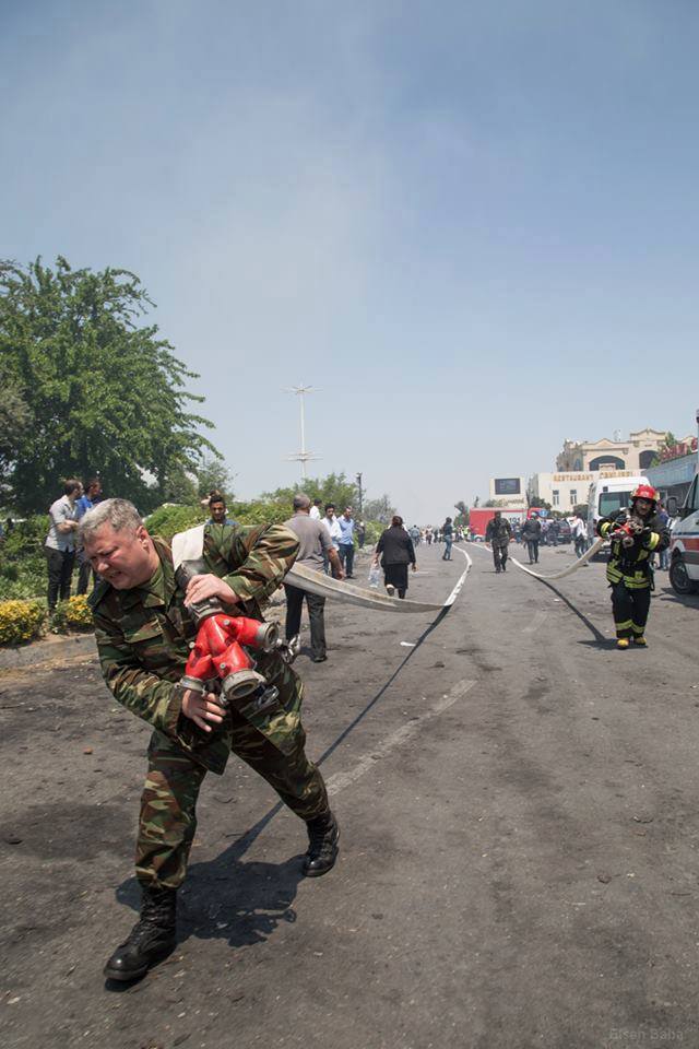 Трагедия в Баку – мужество пожарных и полицейских (ФОТО)