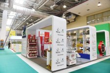 Azerbaijani president observes two exhibitions in Baku (PHOTO)