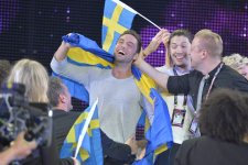Как Монс Сельмерлёв  праздновал победу на сцене «Евровидения 2015» (ФОТО)