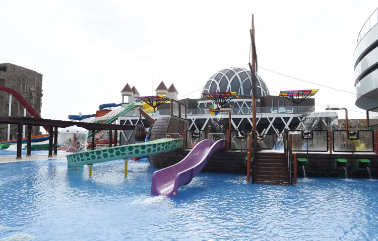 Ilham Aliyev, his spouse attend opening of  recreation and entertainment center (PHOTO)