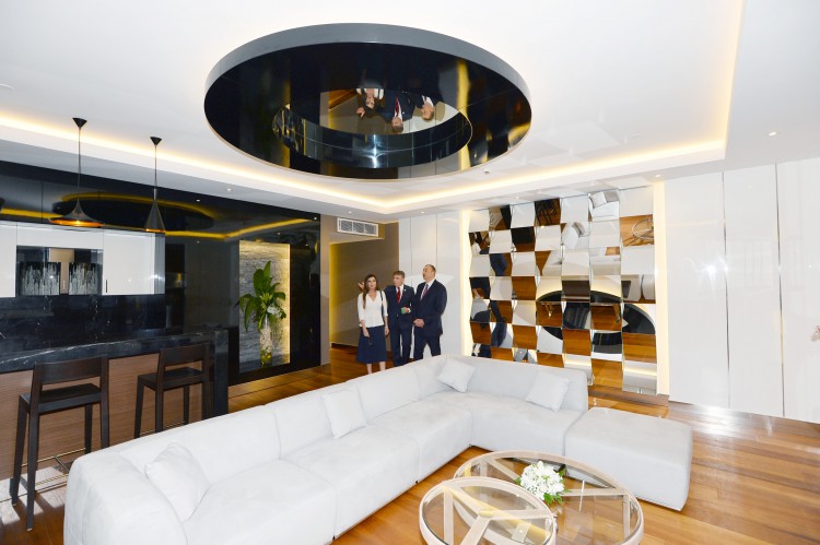 Ilham Aliyev, his spouse attend opening of  recreation and entertainment center (PHOTO)