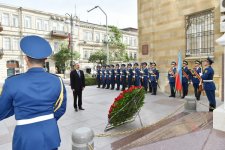 Azerbaijani president visits memorial in honor of Azerbaijan Democratic Republic