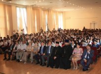 В Баку наградили победителей Олимпиады по русскому языку (ФОТО)
