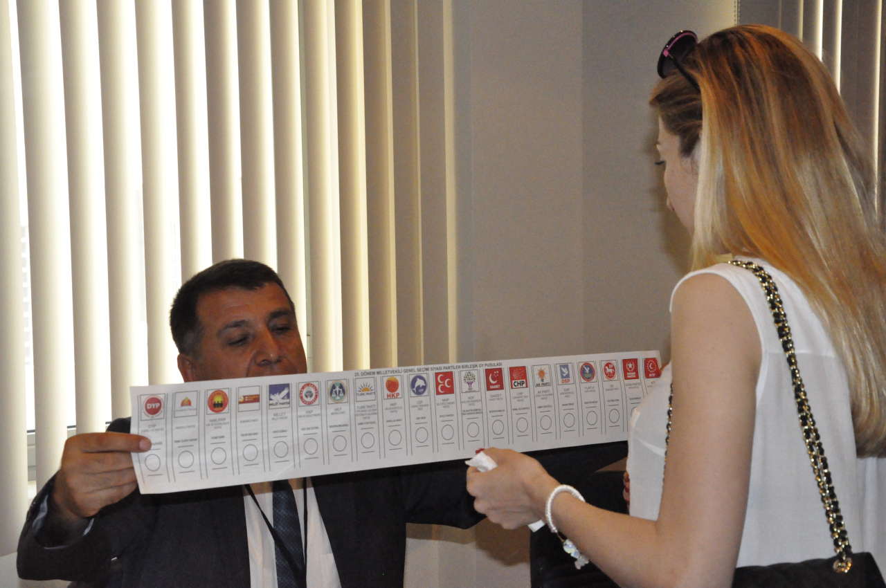 Ambassador: Voting in parliamentary election in Turkish embassy in Azerbaijan goes active