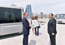 Президент Ильхам Алиев и его супруга приняли участие в открытии бульвара "Белого города" в Баку